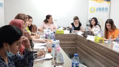 صورة ورشة عمل لاعداد مسودة لقانون المرأة قبل طرحها على المجلس التشريعي وتصديقها