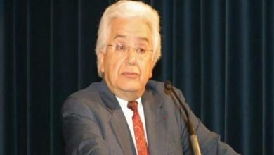 صورة عن المفكر الراحل محمد اركون