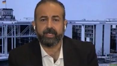 صورة رئيس الحزب “فراس قصاص” في حوار حول التطبيع العربي مع النظام السوري بواباته و موانعه على إذاعة بيسان اف ام