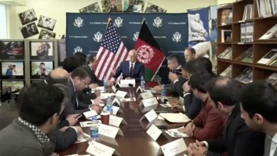 صورة بعد مفاوضات حركة طالبان تصرح  بأن أمريكا وافقت على مساعدتها