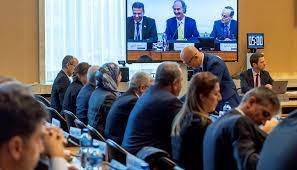 صورة اتفاق ممثلي الحكومة والمعارضة على وضع مسودة دستور سوري جديد