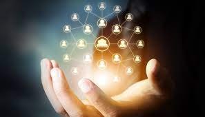 صورة الديمقراطية الوهمية و الأحزاب السياسية.