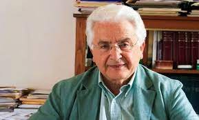 صورة حوار مع باحثة ألمانية عن المفكر أركون ناقد جذري للسلطتين الدينية والسياسية