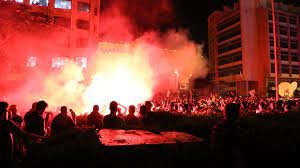 صورة العصيان السياسي و مقاومة الإستبداد