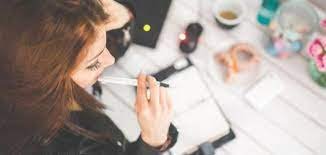 صورة حُرمن من حقهن في اختيار تخصصاتهن الدراسية.. قصص مخفية