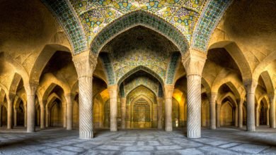 صورة غياب المؤسسة الدينية في السياق الإسلامي(١).