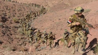 صورة اقتحام أوكارهم وضبط قيادات ووثائق.. تطهير آخر معاقل داعش بسيناء