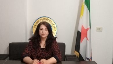 صورة لقاء الزميلة هيفاء محمود على إذاعة صوت الحياة حول موضوع: إعلان حالة الطوارئ تعبير سياسي وقانوني وعملي لصد أي عدوان محتمل.