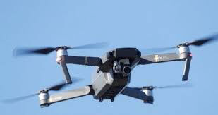 صورة مسيّرة إسرائيلية تستهدف متعاوناً مع حزب الله شمال القنيطرة.