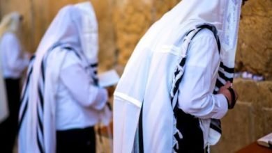 صورة “أولياء الله” في تل أبيب(١).