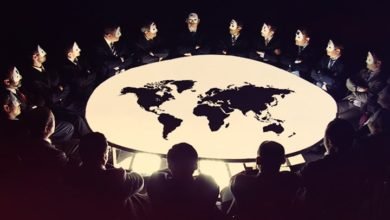 صورة فكرة المؤامرة شرط لديمومة الاستبداد والقمع.