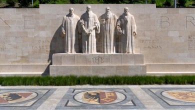 صورة حول مسيرة الإصلاح الديني.