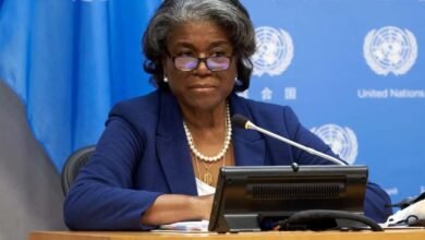 صورة سفيرة أميركا لدى الأمم المتحدة: لا ينبغي لروسيا أن تكون عضوا دائما في مجلس الأمن.