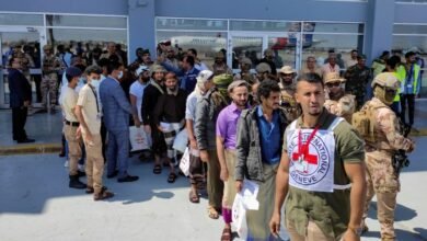 صورة بدء عملية تبادل أسرى بين السعودية وجماعة الحوثي..بإشراف دولي