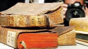 صورة التراث والحداثة.