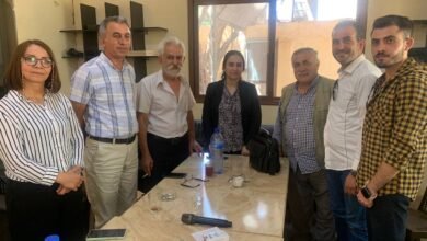 صورة وفد من حزب الحداثة تنظيم دمشق يشارك في لقاء حواري …