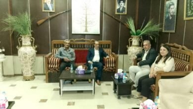 صورة قام وفد من حزب الحداثة بمكتب القامشلو بزيارة الشخصيات الاجتماعية والعشائرية والنشطاء  ومثقفين 